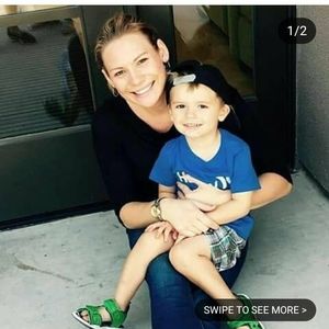 Meet your Posher, Joelle